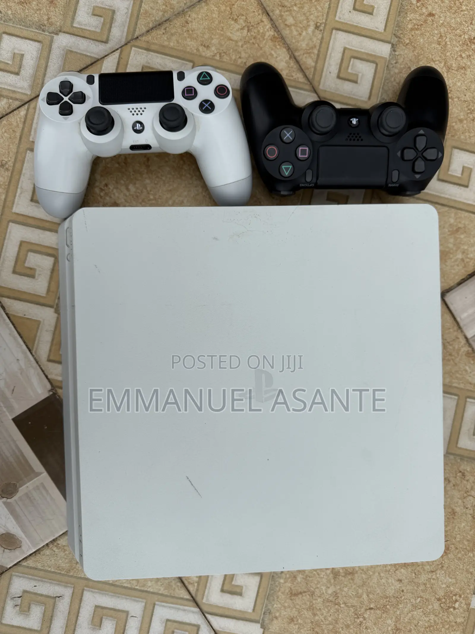 Playstation 4 Slim