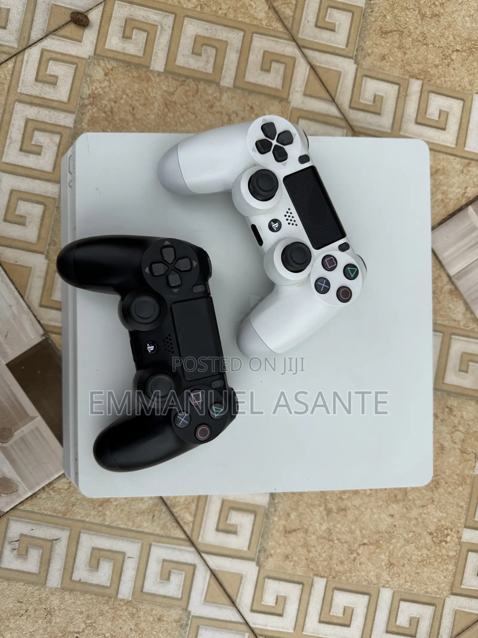 Playstation 4 Slim