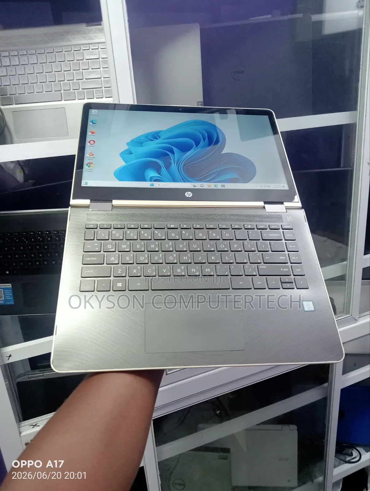Laptop HP Pavilion 14 x360 2-in-1 8GB Intel Core i3 HDD 1T