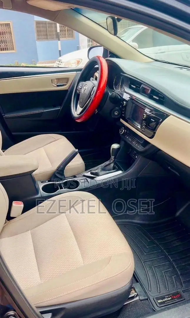 Toyota Corolla LE 4dr Sedan (1.8L 4cyl CVT) 2016 Black