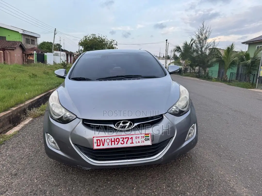 Hyundai Elantra SE 4dr Sedan (1.8L 4cyl 6M) 2014 Silver
