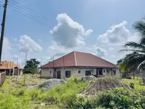 4bdrm House in Domfete, Berekum Municipal for sale