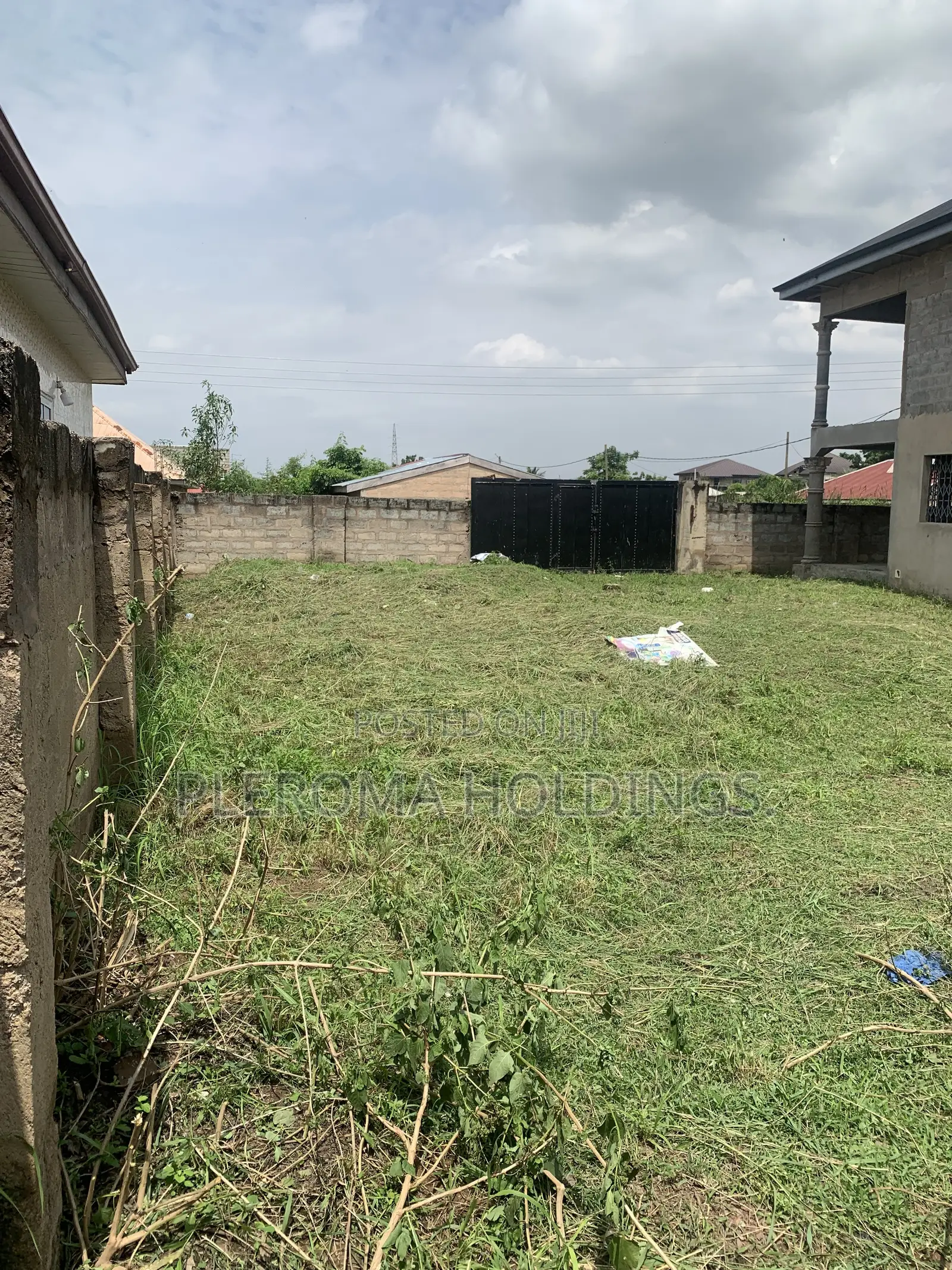4bdrm Duplex in Dodowa for sale