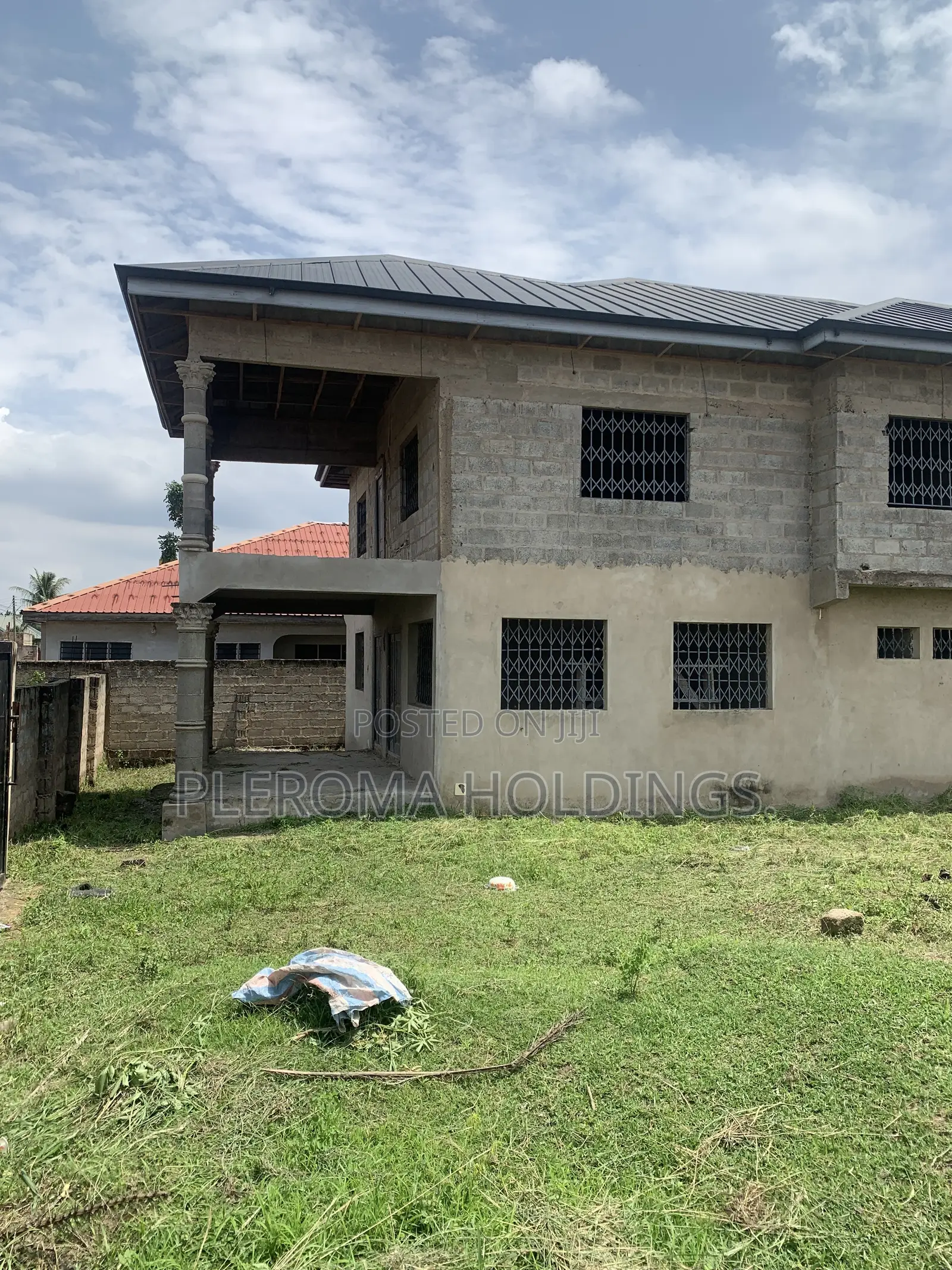 4bdrm Duplex in Dodowa for sale