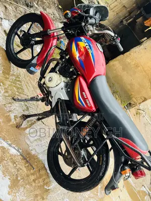 Bajaj Boxer 150 UG 2022 Red