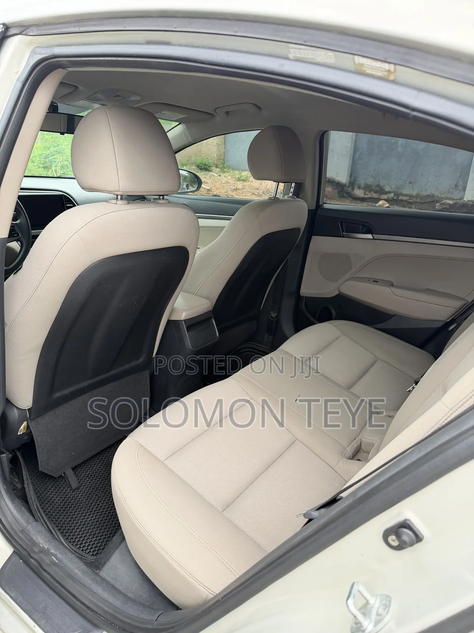 Hyundai Elantra Limited Sedan FWD (2.0L 4cyl 6A) 2017 Gray