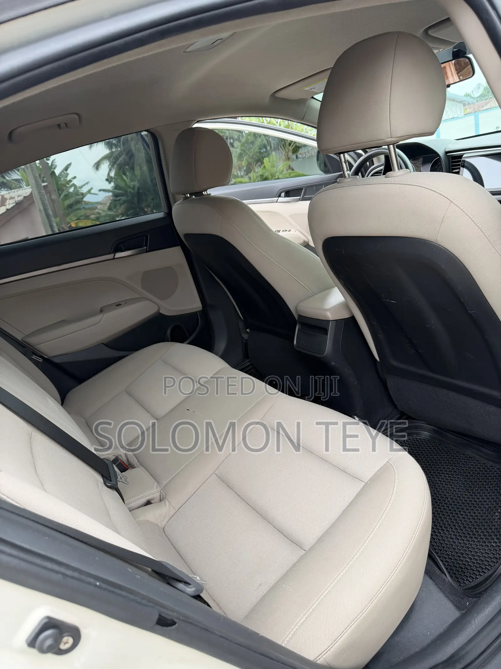 Hyundai Elantra Limited Sedan FWD (2.0L 4cyl 6A) 2017 Gray