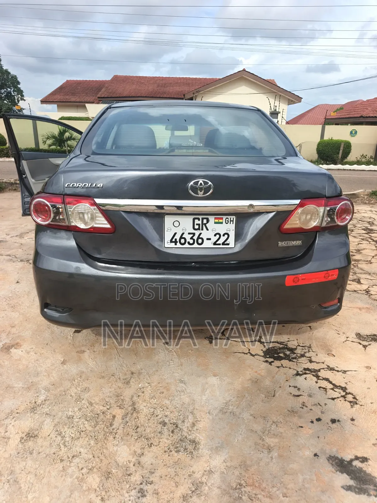Toyota Corolla 2012 Gray