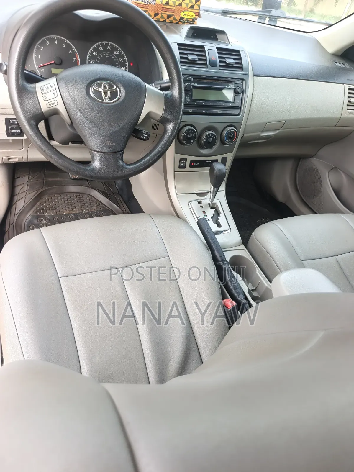 Toyota Corolla 2012 Gray