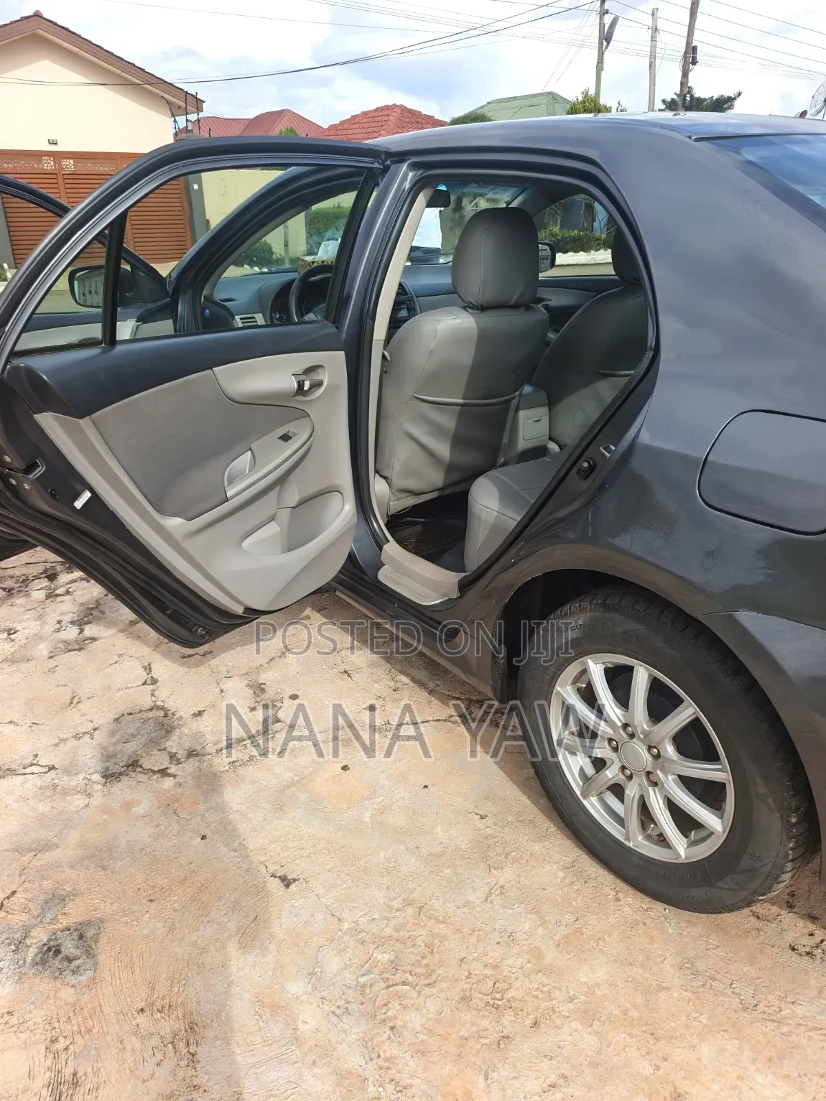 Toyota Corolla 2012 Gray