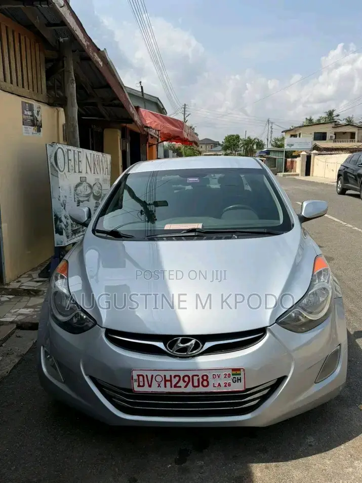 Hyundai Elantra 2013 Silver