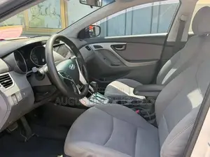 Hyundai Elantra 2013 Silver