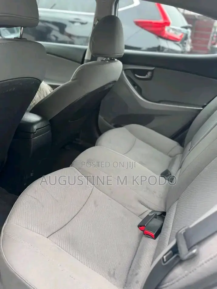 Hyundai Elantra 2013 Silver