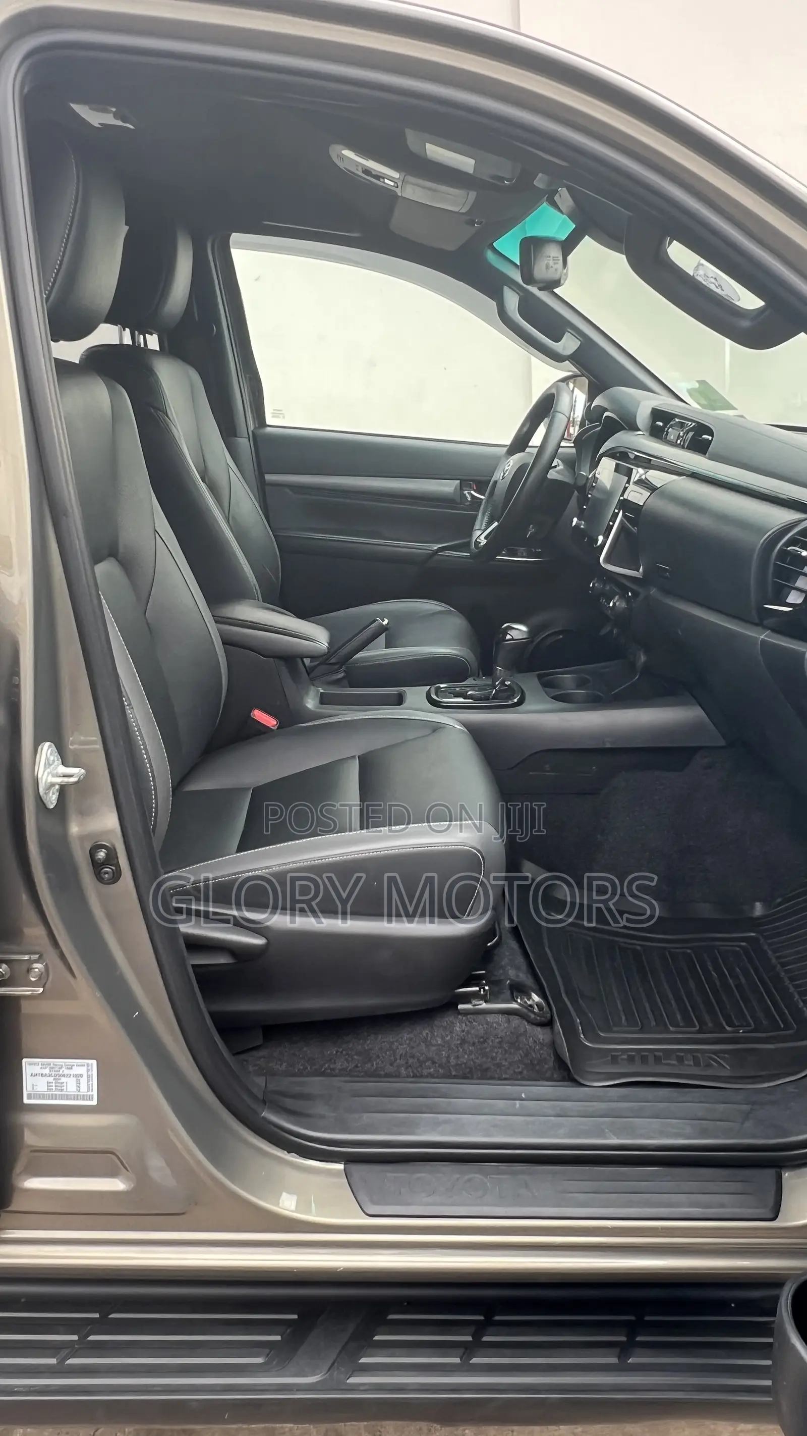 Toyota Hilux Revo Smart Cab Deisel 2.8 RWD 2022 Green