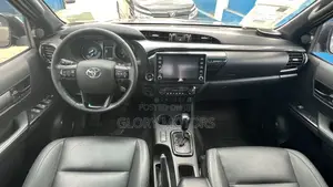 Toyota Hilux Revo Smart Cab Deisel 2.8 RWD 2022 Green