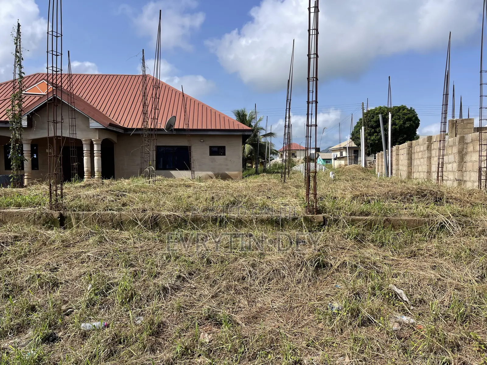 4bdrm House in Domfete, Berekum Municipal for sale