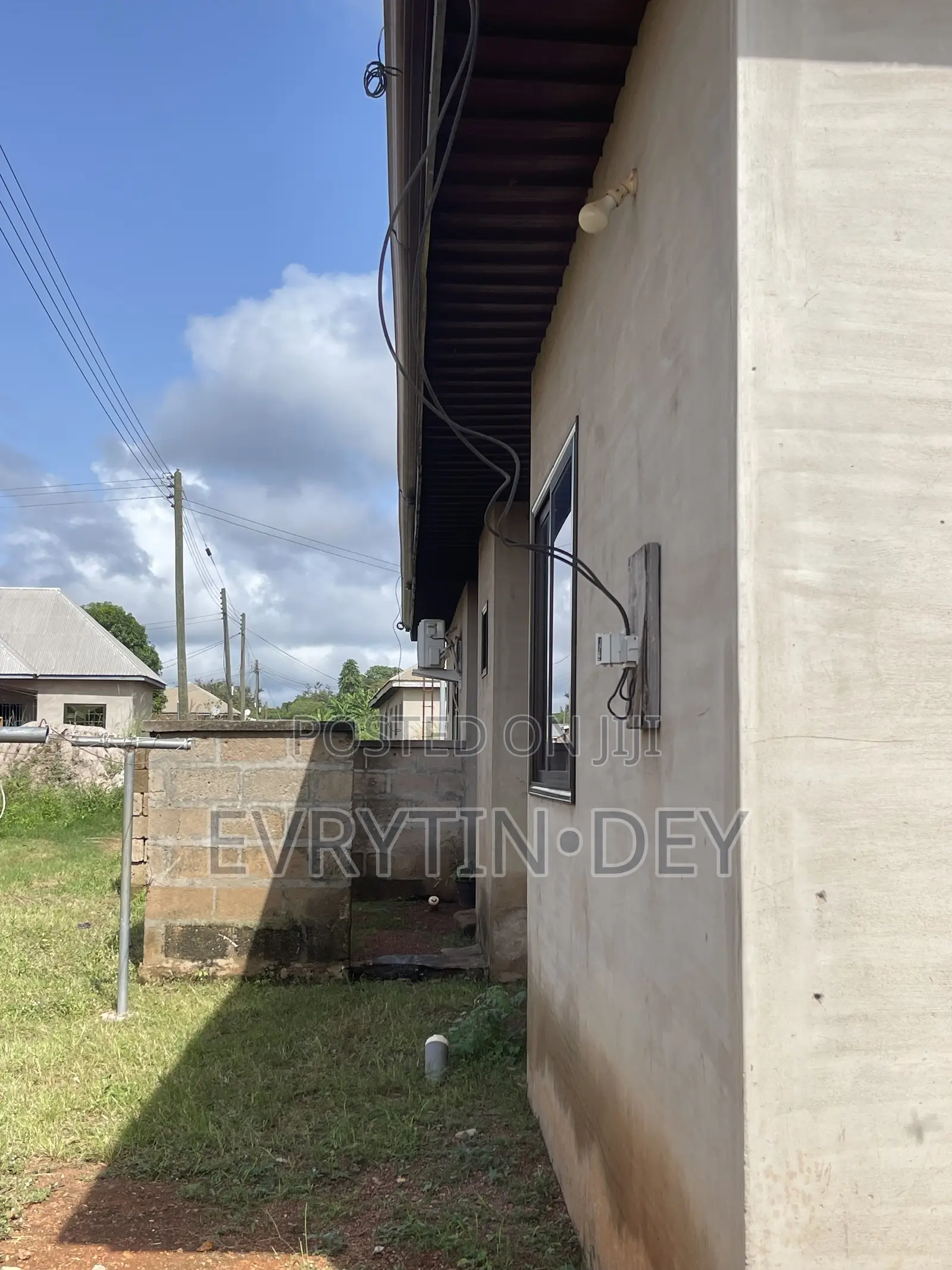 4bdrm House in Domfete, Berekum Municipal for sale