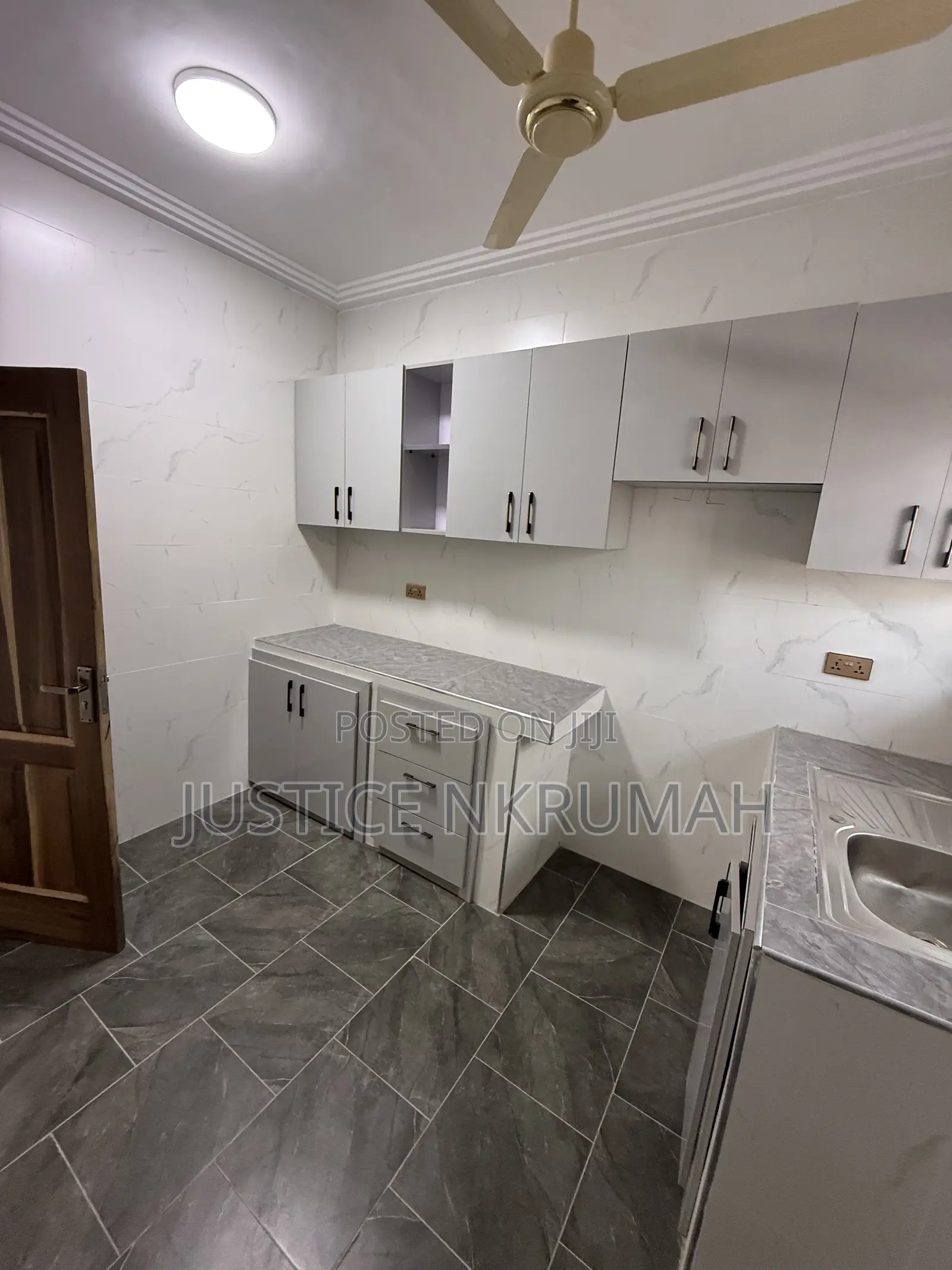 2bdrm Apartment in Mr Justice Estates, Bortiano for rent