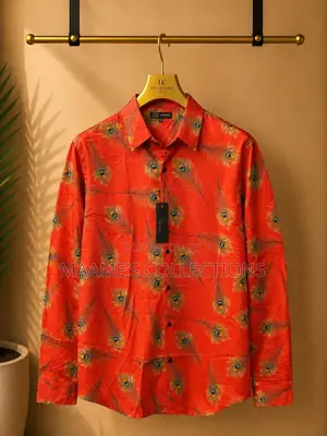 Men’S Long-Sleeved Button-Down Shirt