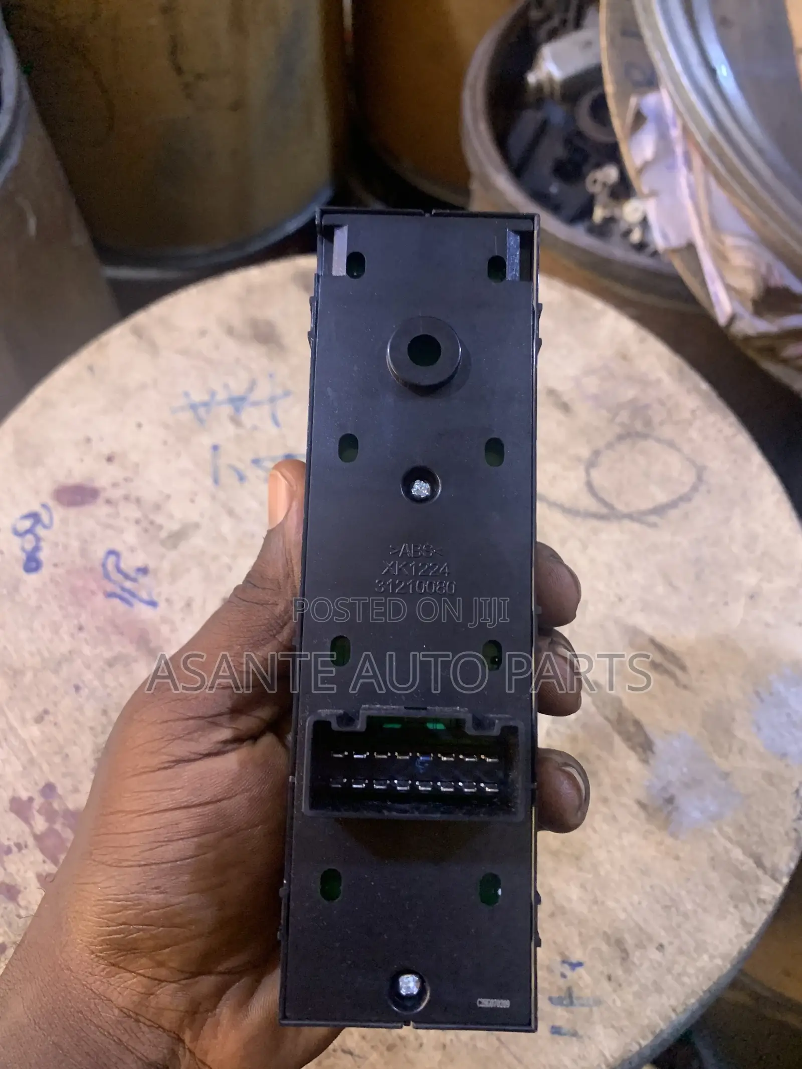 Hyundai Ix35 Door Switch
