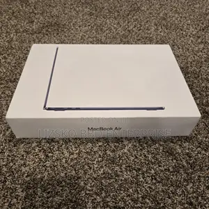 New Laptop Apple MacBook Air 2026 M5 16GB Apple M5 Pro SSD 512GB