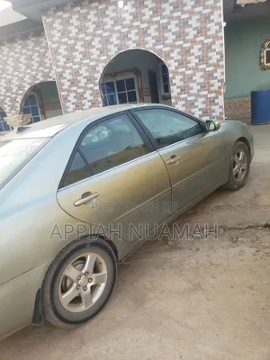 Toyota Camry 2.4 XLE 2005 Gray