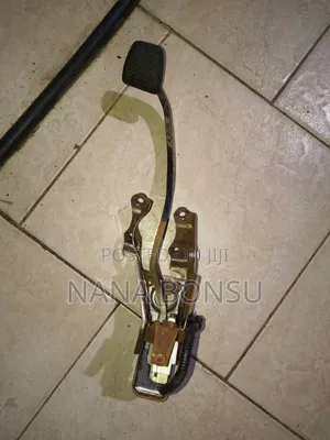 2016 Toyota Corolla Acceleration Padel