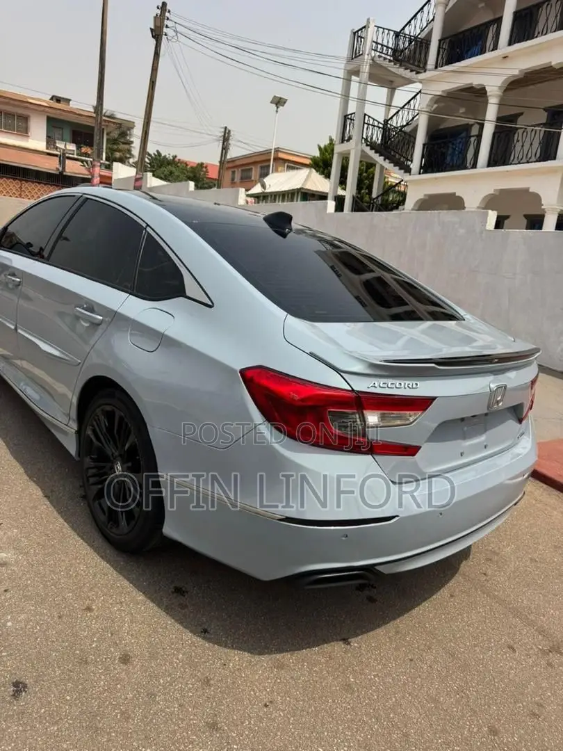 Honda Accord Sport (2.0L 4cyl Turbo 10A) 2019 Off white