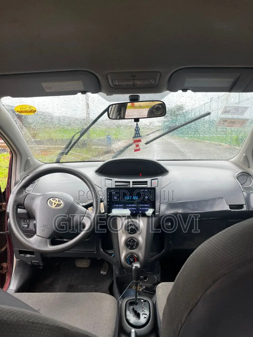 Toyota Vitz 2010 Brown