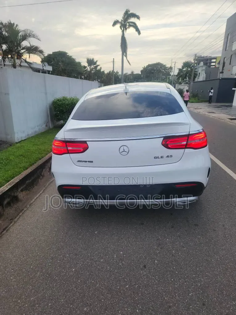 Mercedes-Benz GLE-Class AMG GLE 43 4MATIC 2018 White
