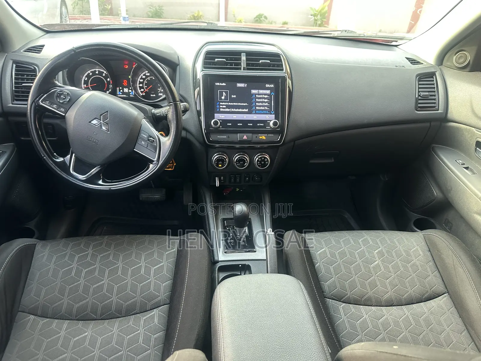 Mitsubishi Outlander 2.0 PHEV AWD 2021 Red