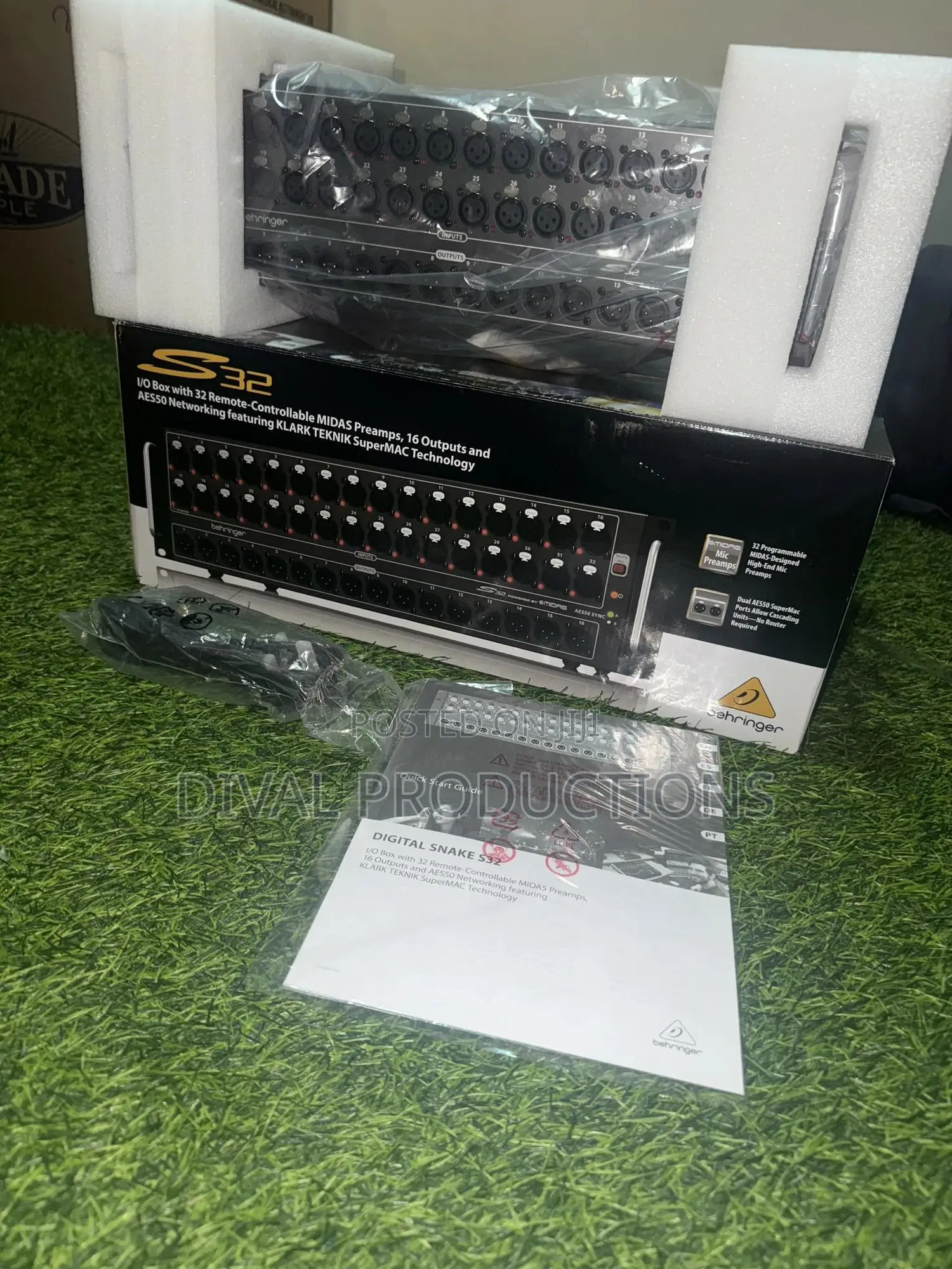 Behringer S32 32 X 16 Digital I/O Box