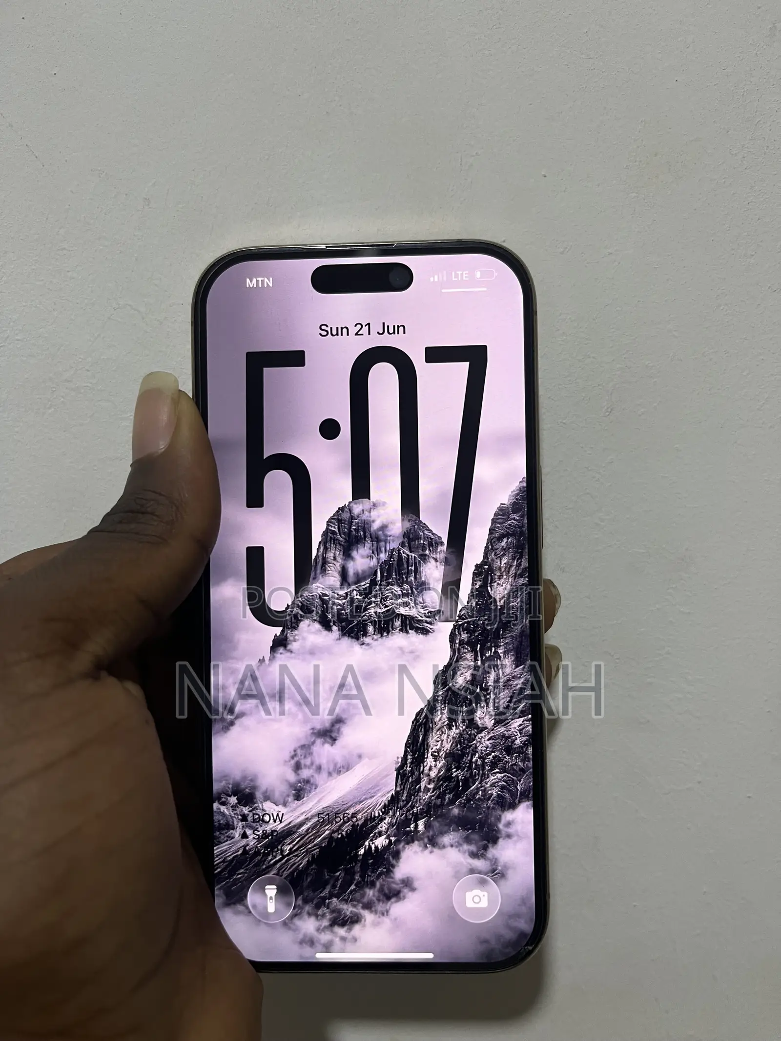 Apple iPhone 16 Pro 128 GB Gold