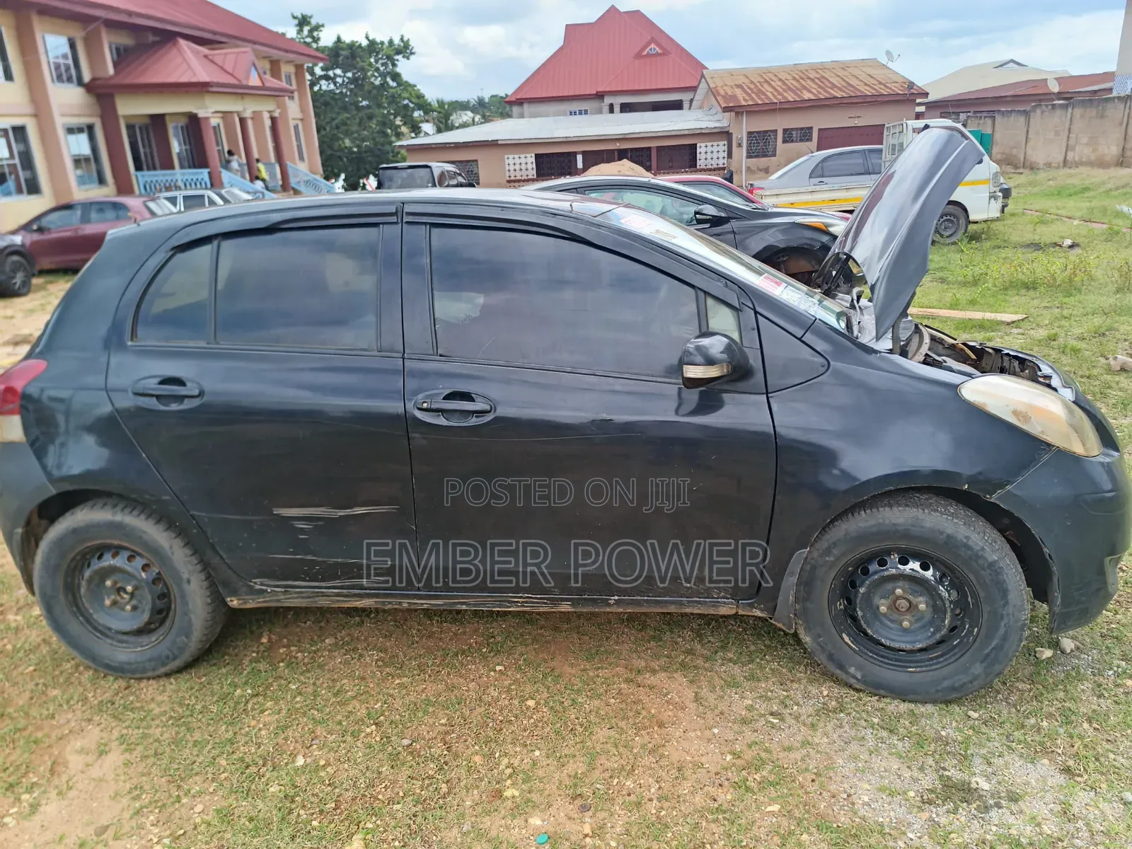 Toyota Vitz 2010 Black