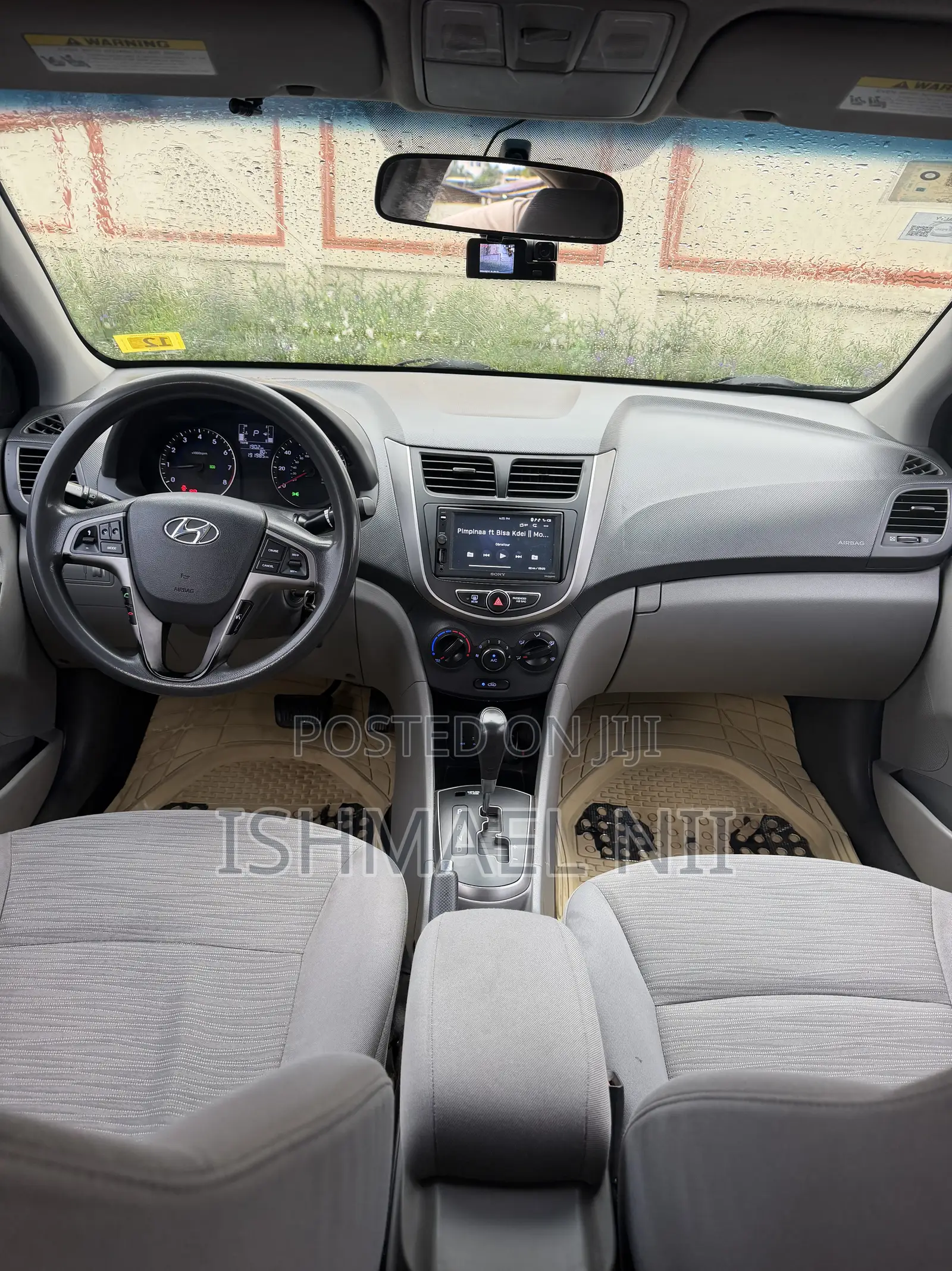 Hyundai Accent SE Sedan 2016 Silver