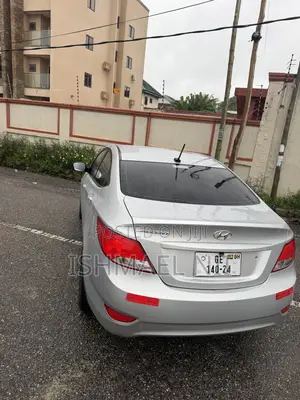 Hyundai Accent SE Sedan 2016 Silver