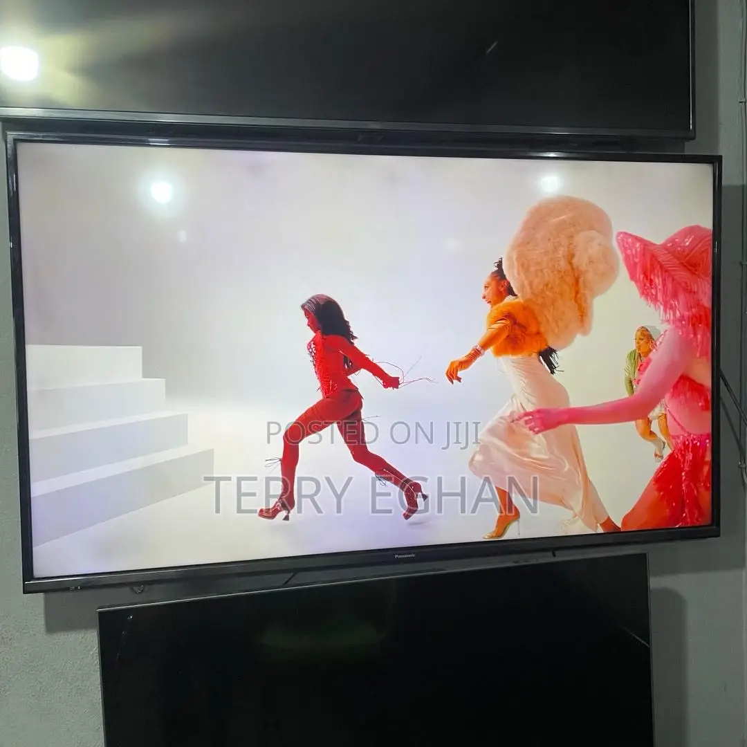 Panasonic 55 Inches Uhd Tv