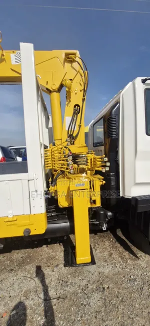 Hyundai 5 Ton Crane 7 Ton