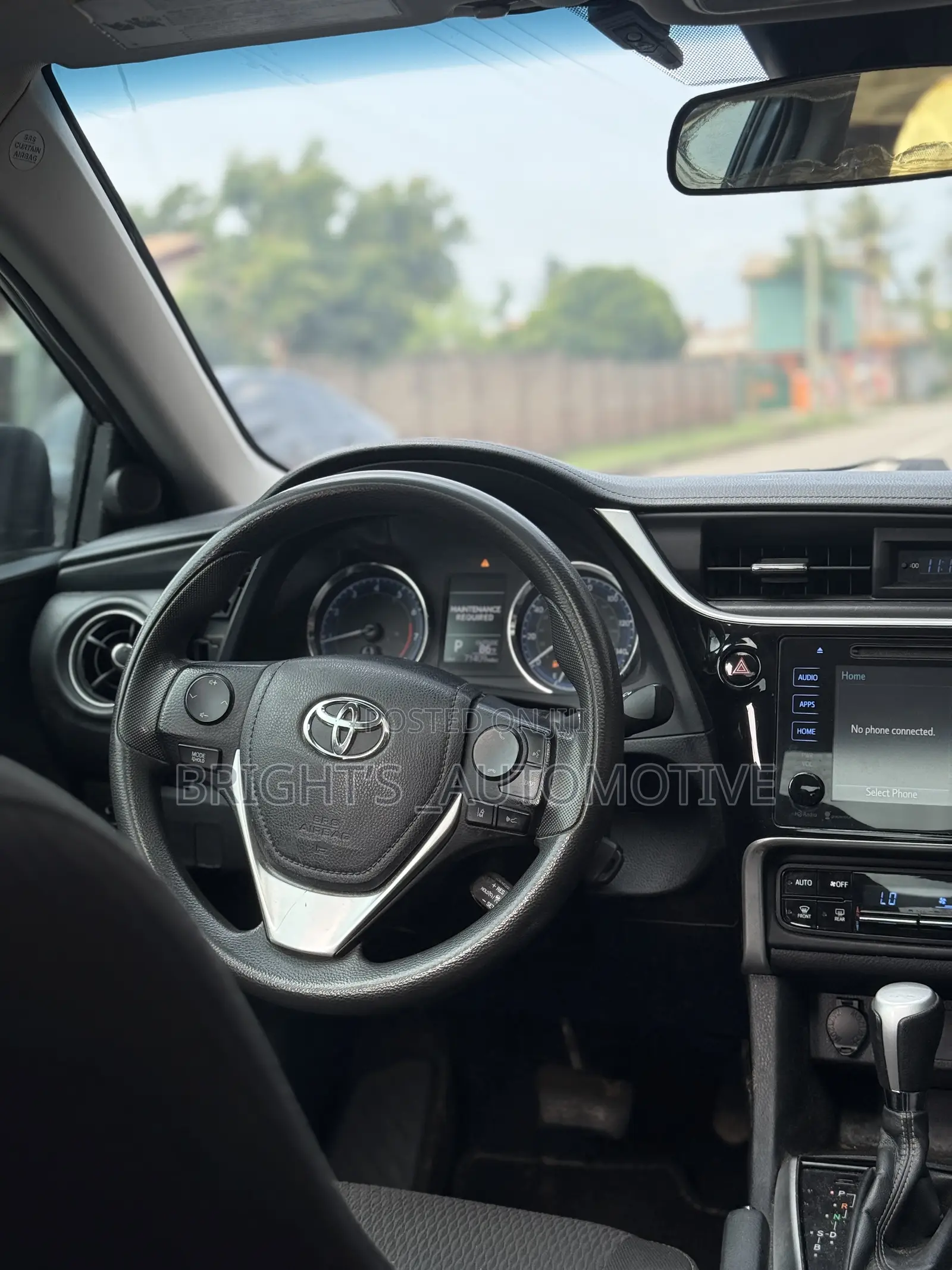 Toyota Corolla LE Eco (1.8L 4cyl 2A) 2018 Gray