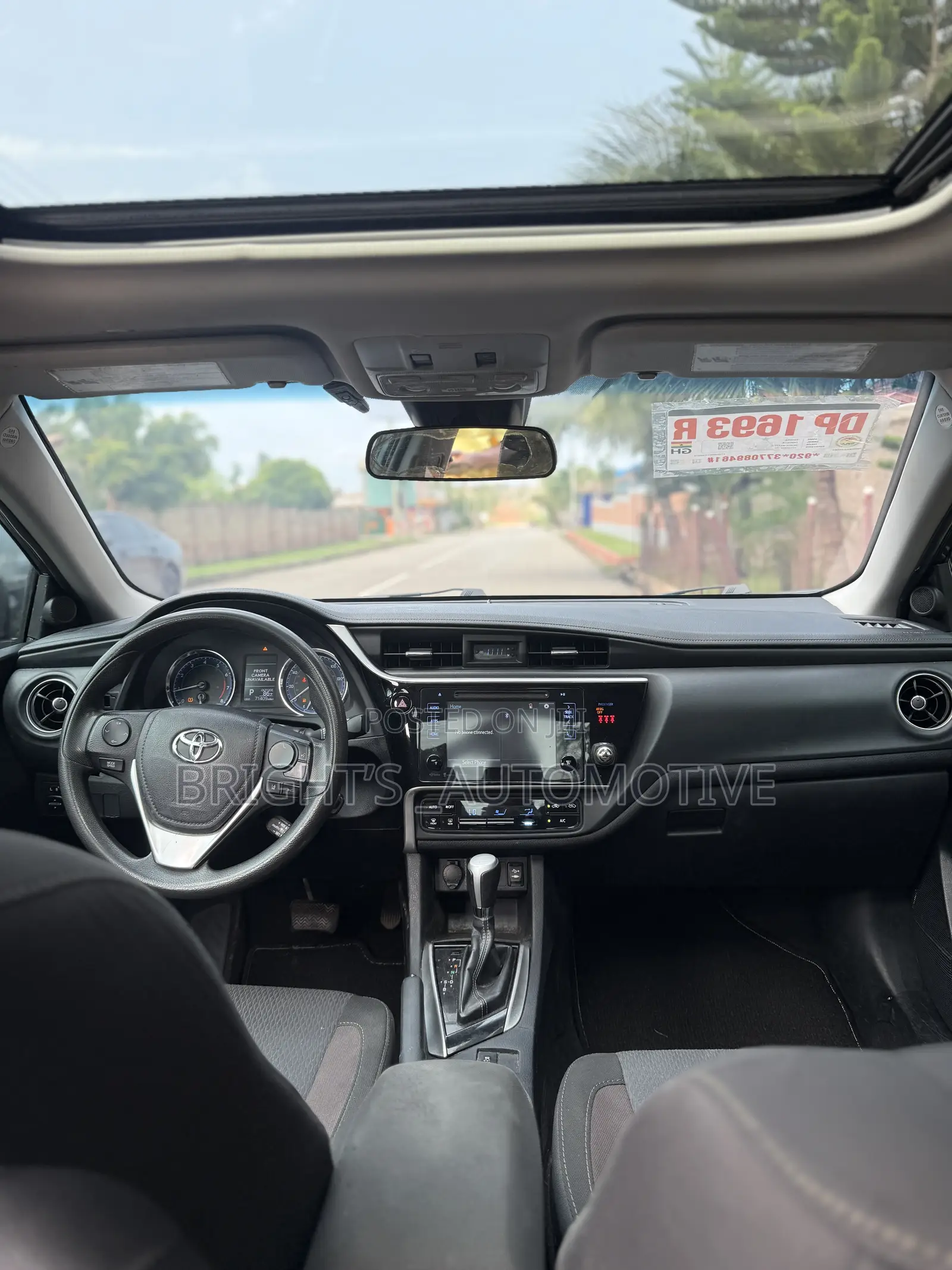 Toyota Corolla LE Eco (1.8L 4cyl 2A) 2018 Gray