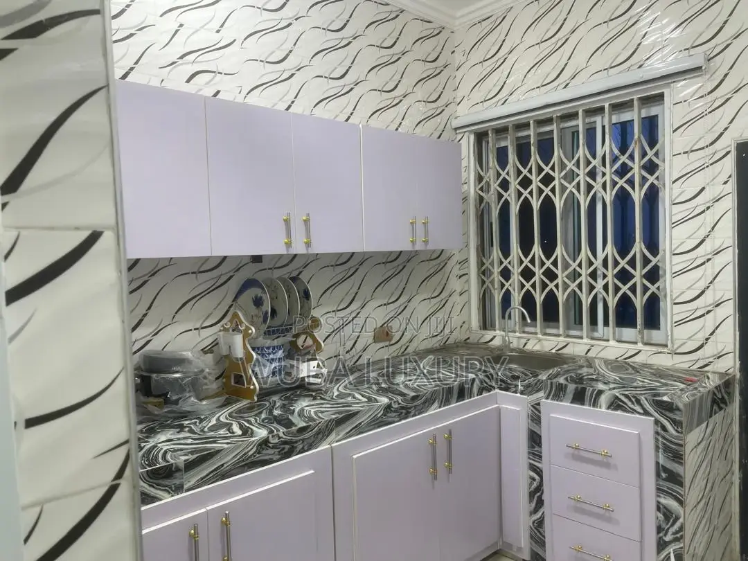 3 Bedroom Fully Furnished Short Stay Apartment