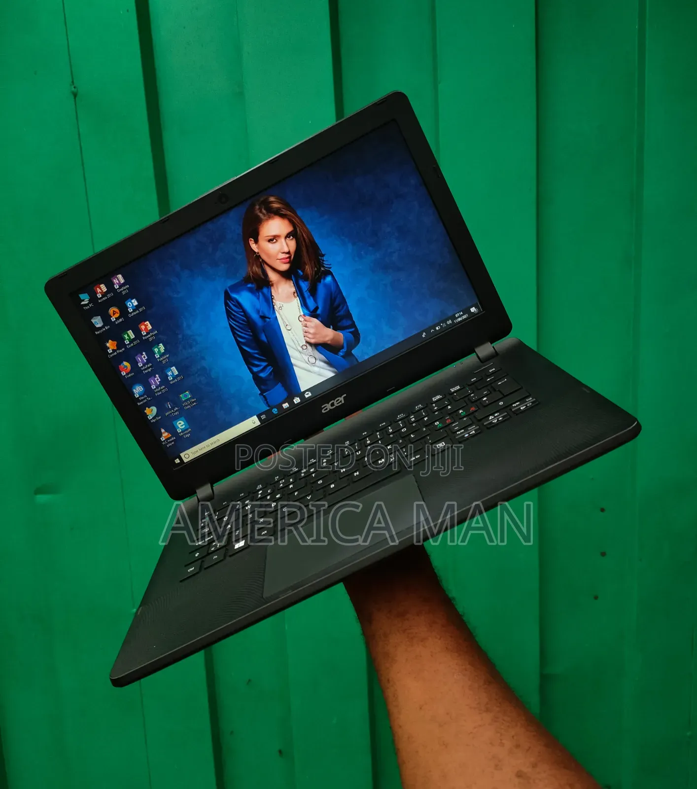 New Laptop Acer Aspire 5 4GB Intel HDD 320GB