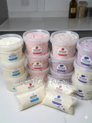 Yoghurt Containers / Peanut Butter, Bucket Containers