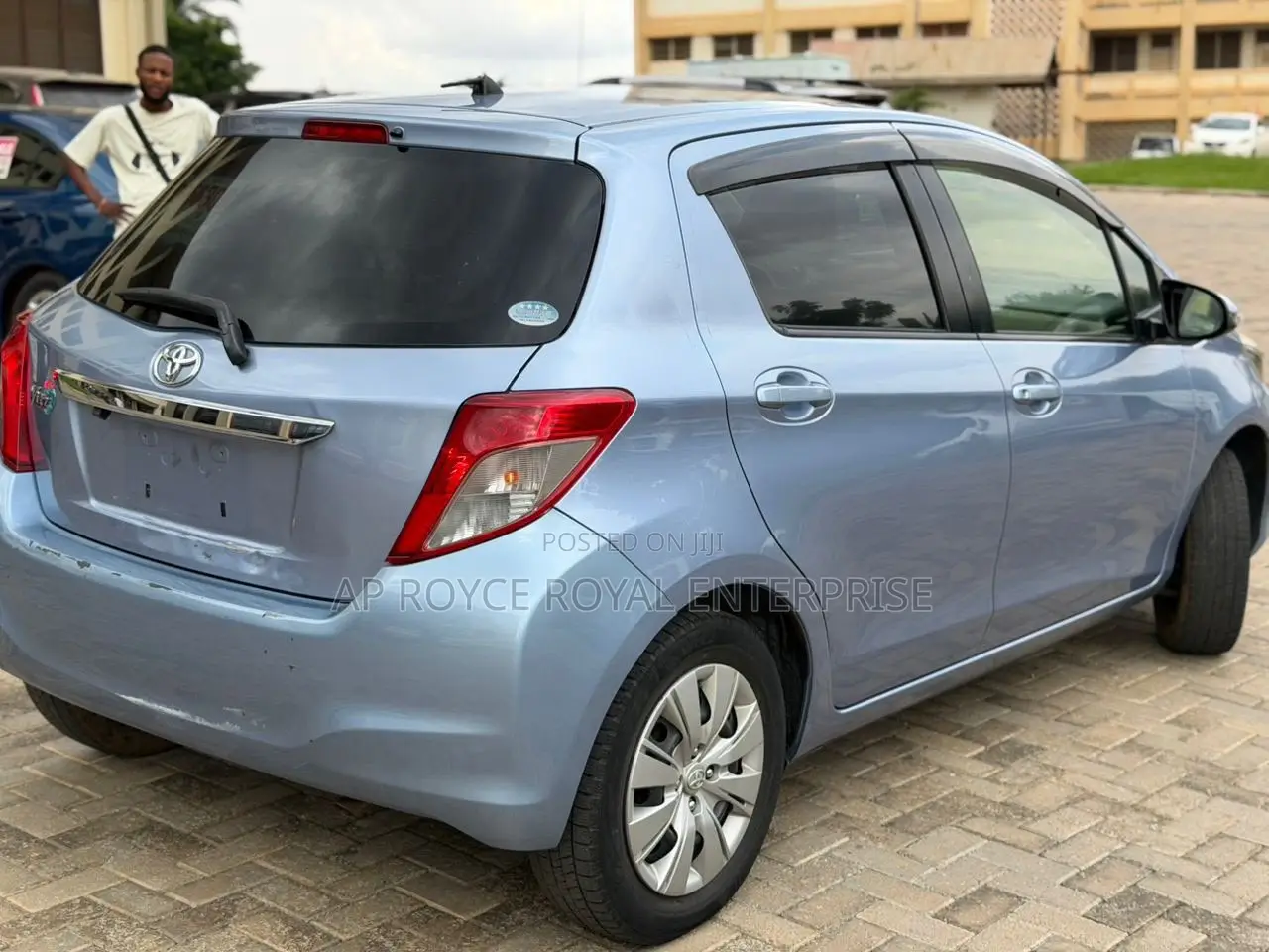 Toyota Vitz 1.5 FWD 5dr 2013 Blue
