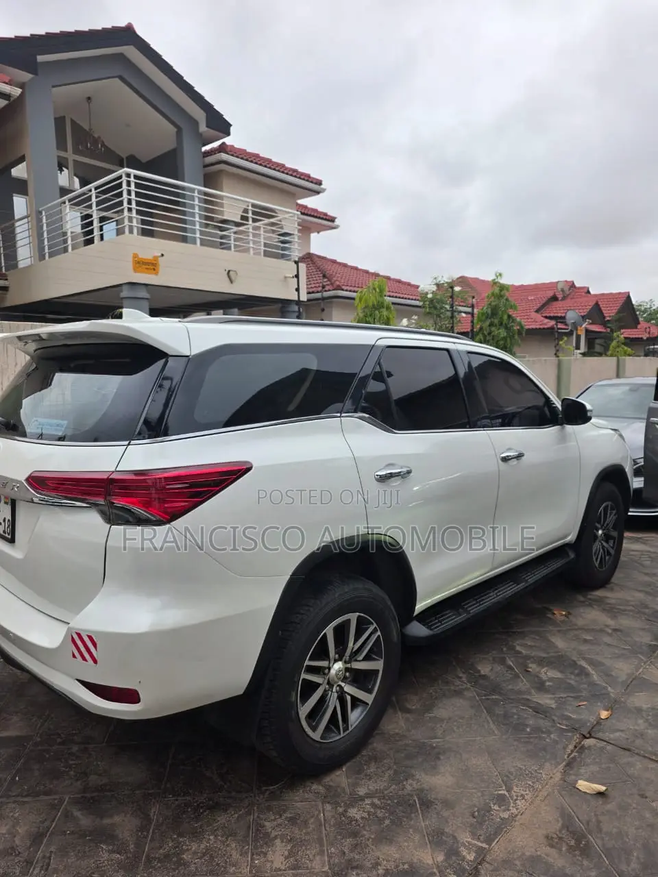 Toyota Fortuner 2.4 D AWD 2018 White
