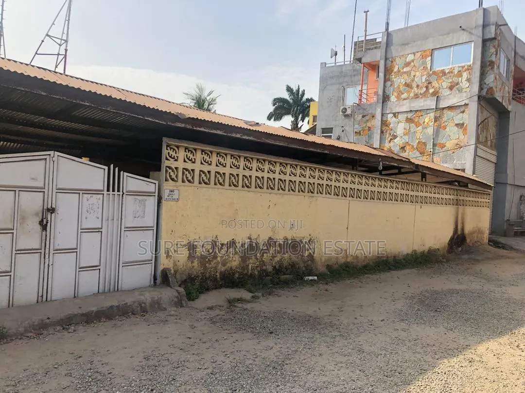 4bdrm House in North Kaneshie for sale