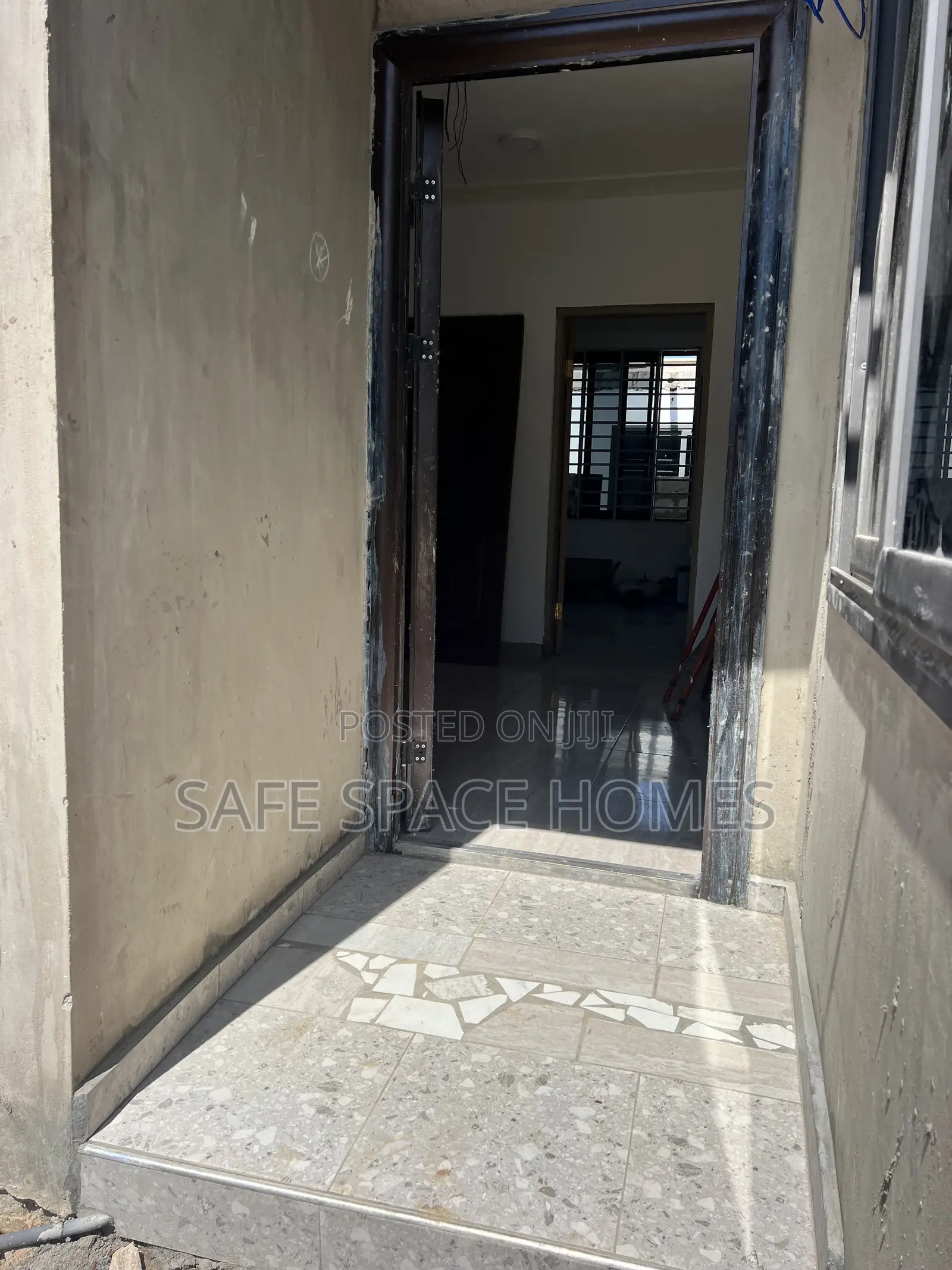 1bdrm Apartment in Burma Camp for rent