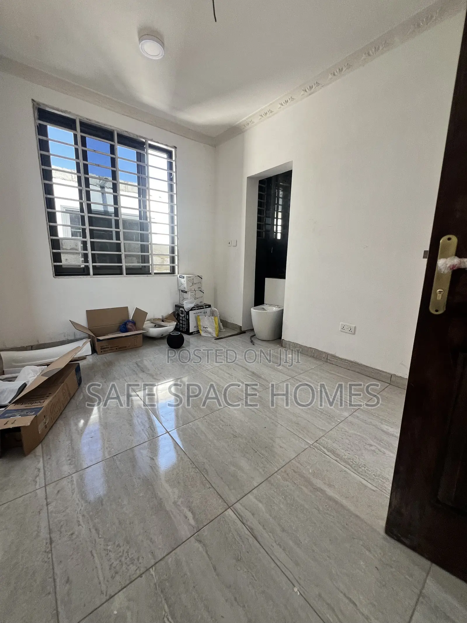 1bdrm Apartment in Burma Camp for rent
