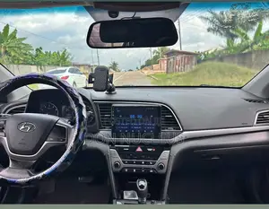 Hyundai Elantra Limited 2018 White