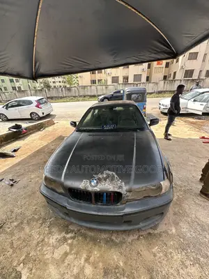 BMW 3 Series 330i RWD 2008 Gray
